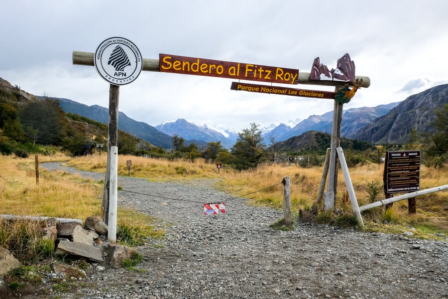 Trailhead Entrance Sign El Chalten Sendero