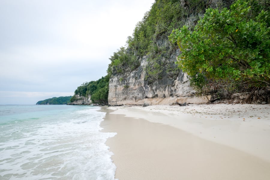 Pantai Kelapa Lima Beach