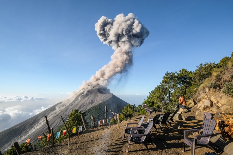 Acatenango Volcano Hike Guatemala Volcan De Fuego Base Camp Eruption