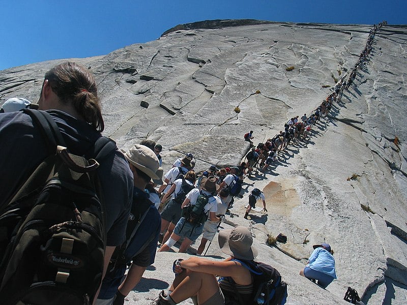 Old Crowds Permit Traffic